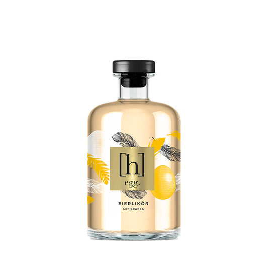 egg. Eierlikör mit Grappa in moderner Flasche, No‑Label‑Design mit Folienetikett, cremiger Eierlikör mit feiner Mandelnote nach Hausrezept.